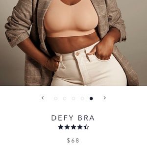 Evelyn Bobbie the defy bra